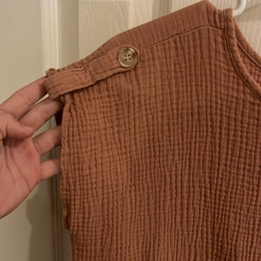 DRESSY SHIRT!! - Picture 3 of 4